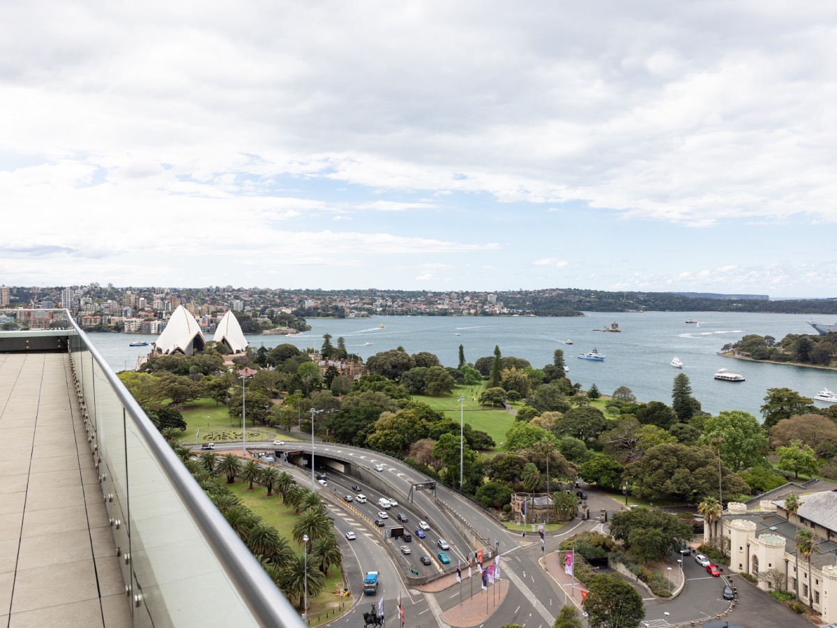 The balcony at Harbour 220