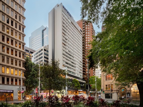 External view of the Novotel Sydney City Centre