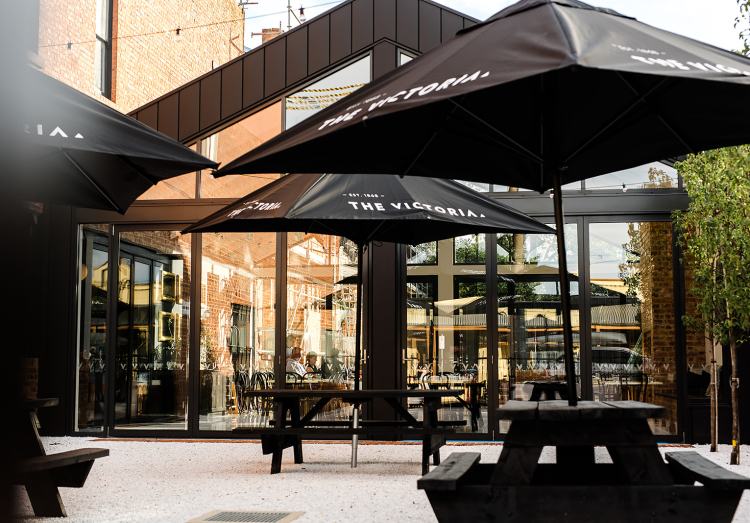 MRedeveloped Victoria Hotel Rutherglen opens its doors