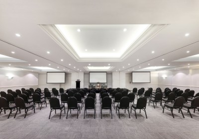 MRefurbished conference facilities for Rydges Newcastle
